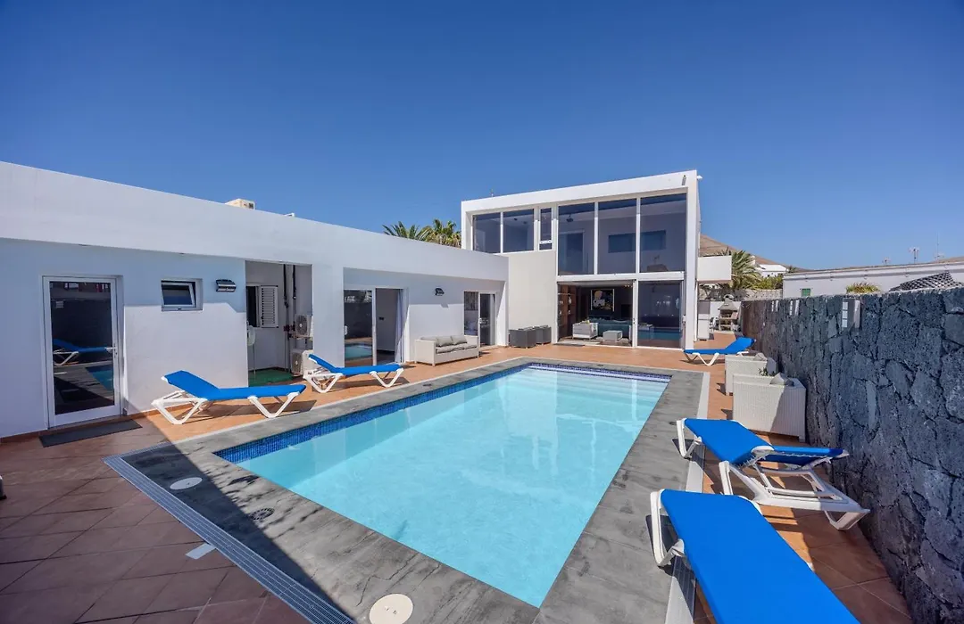 Villa Alma-1